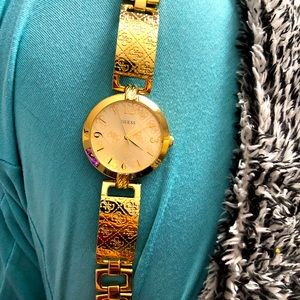 Guess watch in gold authentic